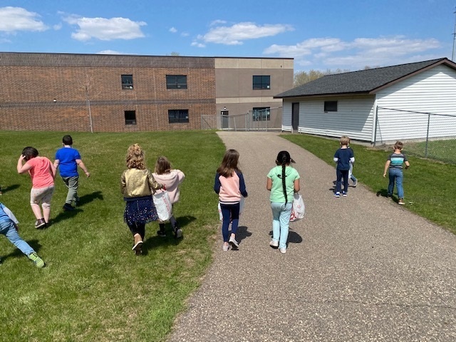 Earth day clean up